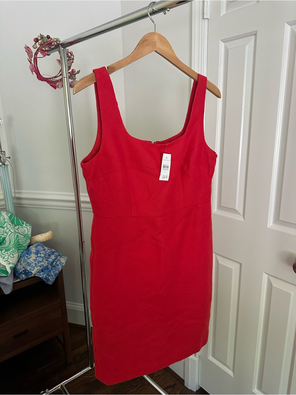 Ann Taylor Red Sleeveless Sheath Work Dress